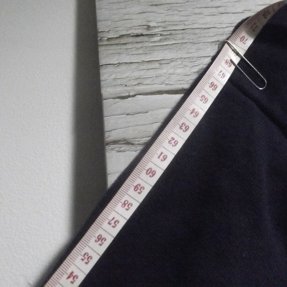 Tommy Hilfiger Men's Classic Lightweight Crew Neck Pullover Sweatshirt - Picture 4 of 7